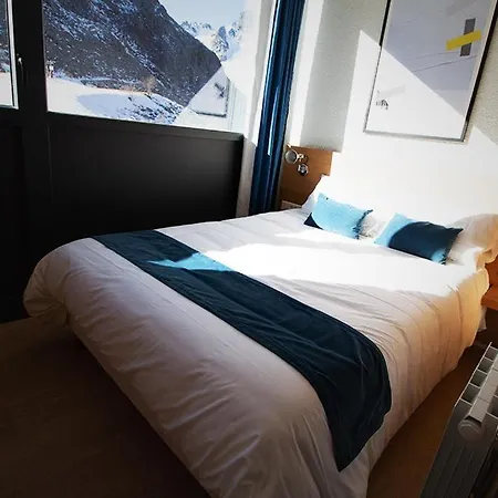 Skylodge De Piau-engaly * アラヌエ