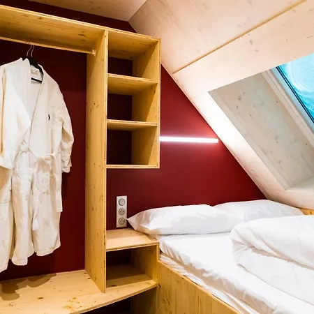 Skylodge De Piau-engaly アラヌエ