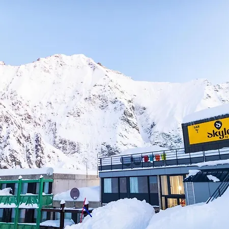 Skylodge De Piau-engaly ホステル