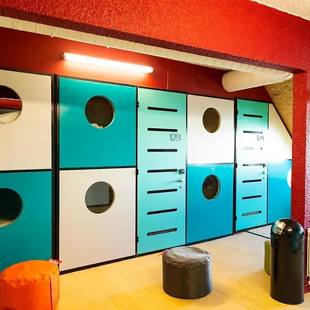 Skylodge De Piau-engaly Vandrerhjem *